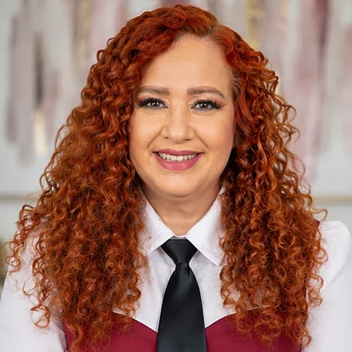 Wanda, cofundadora de WJ Insurance Group